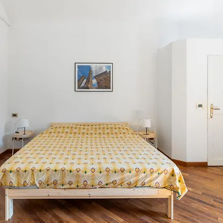 Casa Farini, Nel Cuore Di *