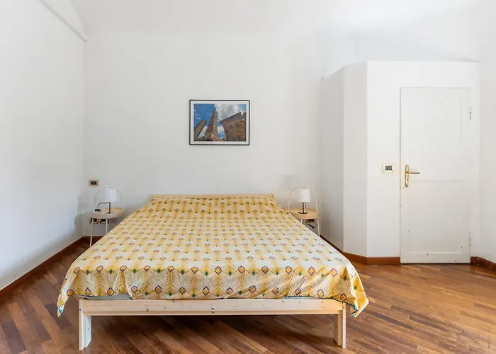 Casa Farini, Nel Cuore Di *