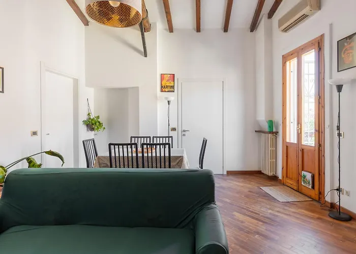 Casa Farini, Nel Cuore Di *
