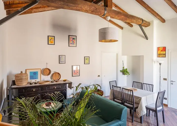 Casa Farini, Nel Cuore Di *