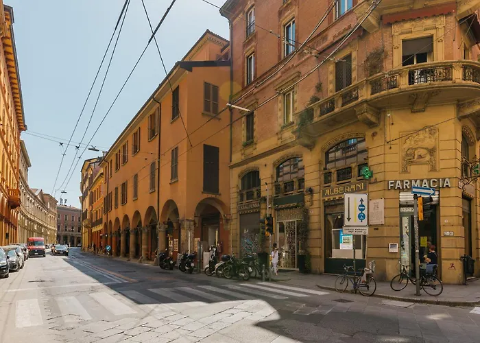 Casa Farini, Nel Cuore Di * Bologna